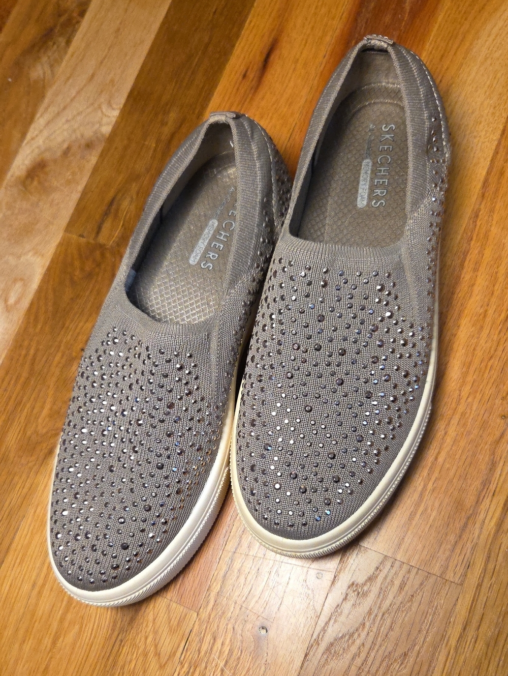 Skechers Women's Gray Slip-On Rhinestone Flats Size 7